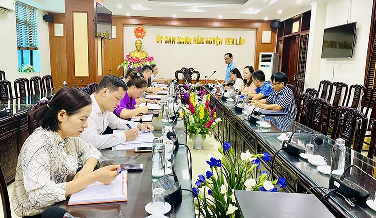 Cục Thống kê tỉnh Phú Thọ thực hiện Kiểm tra sử dụng số liệu, thông tin thống kê nhà nước tại Ủy ban nhân dân huyện Yên Lập, tỉnh Phú Thọ